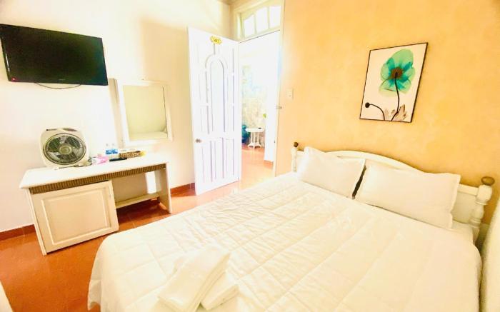 Le Vu Hotel - Da Lat