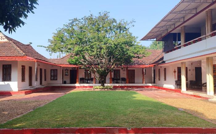 Akkara Homestay & Ayurveda