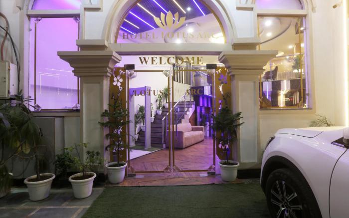Hotel Lotus Arc