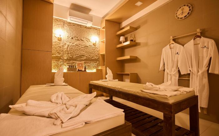 Casa Verde Cliff Resort & Spa