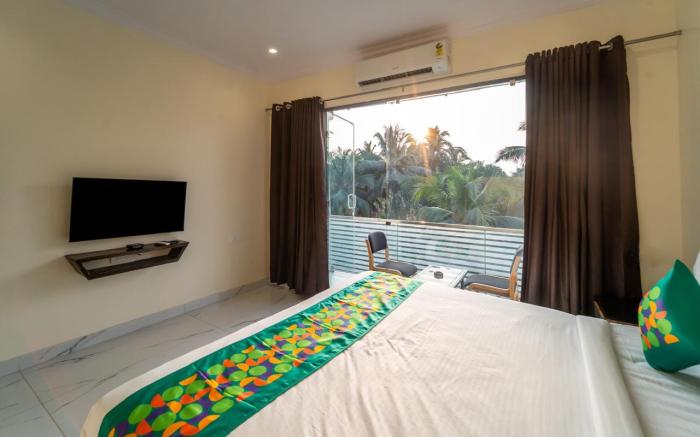 Grand Royale Residency
