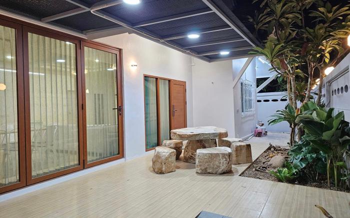 The 50 house Hatyai