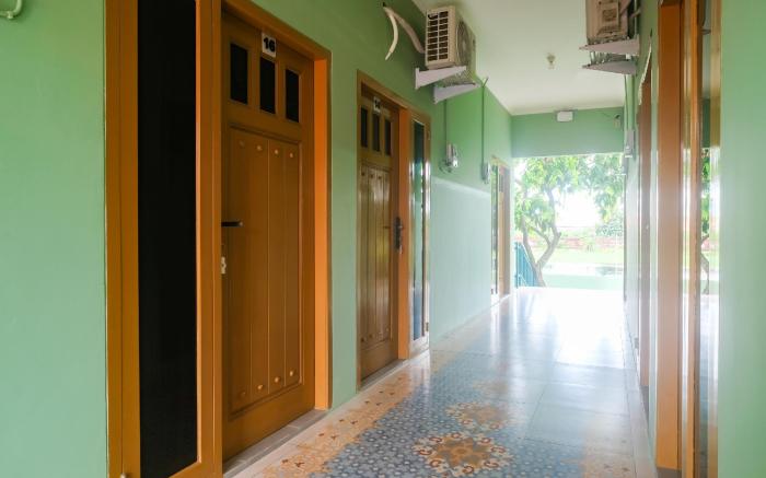 RedDoorz Syariah @ Omahe Qoema 3 Yogyakarta