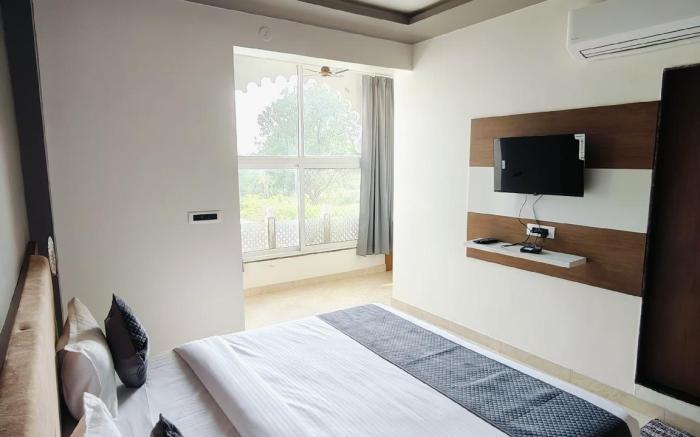 Kohinoor Hotel and Resort