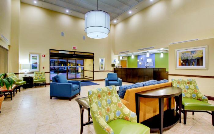 Holiday Inn Express & Suites Jacksonville South East - Medical Center Area By IHG