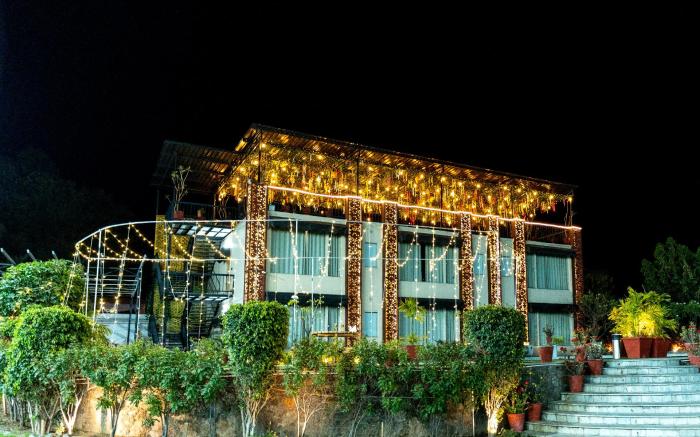 PARIM PARK RESORT AND SUITES 