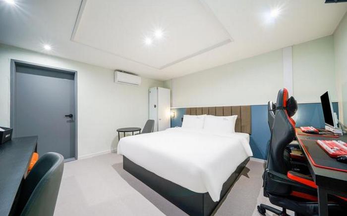 Changwon Sangnamdong Hotel Songdam