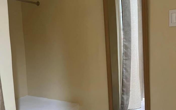 Seamed Guest House - Couple room
