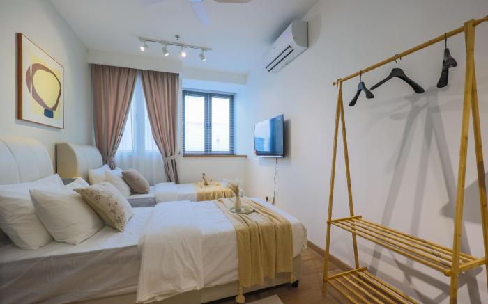 2Pax Modern Boho Cozy Apartment with KL City View