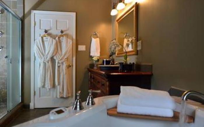 White Rose Inns & Motel