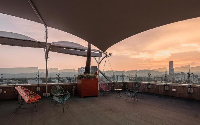 Cozy Rooftop suite B