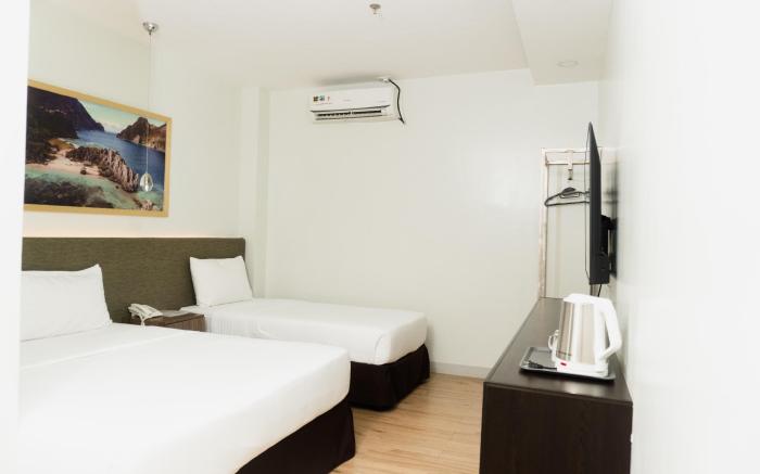 Madison Suites - Deluxe Room