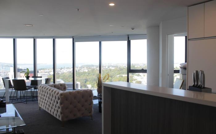 Sunny, Spacious And Magnificent Sea Views