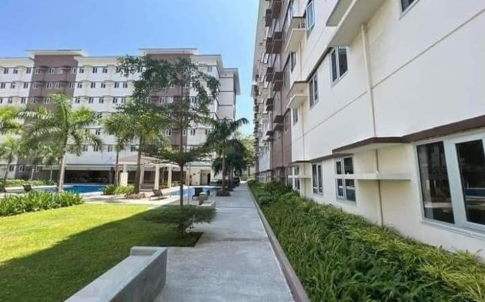 Jasrich Suite Behind SM trece martires
