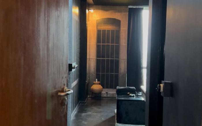 Royal Stay GREY @ DLF MYPAD