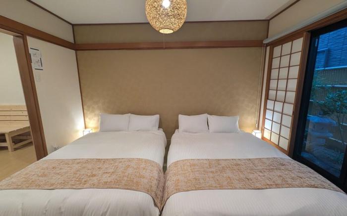 Garden Suite w/ Kitchen & Washer, Near KIX, 2 Beds