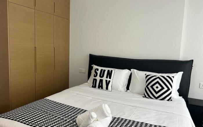 R&F 2Bedroom 2Bathroom By Wan Li Homestay