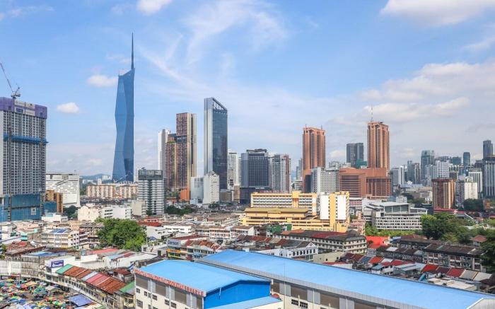 Continew TRX Corner 2-BR, 2 Balconies City Views