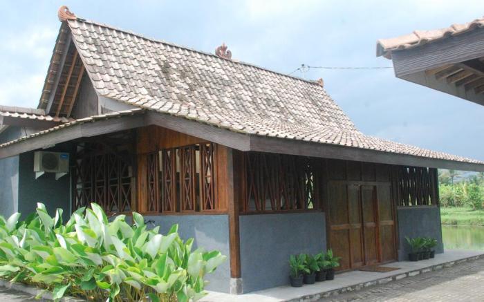 Puri Menoreh Hotel and Restaurant Borobudur