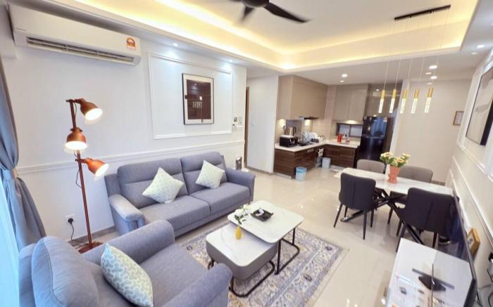 Partial Seaview 2BRunit atR&F Seine Region by ANJU