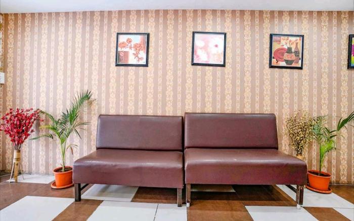 Hotel Gargi Deluxe