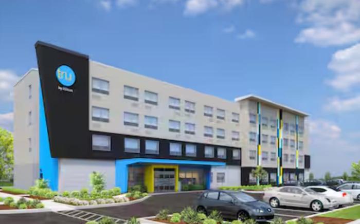 Tru by Hilton Stockbridge