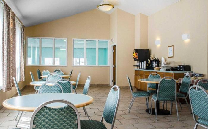 Rodeway Inn & Suites