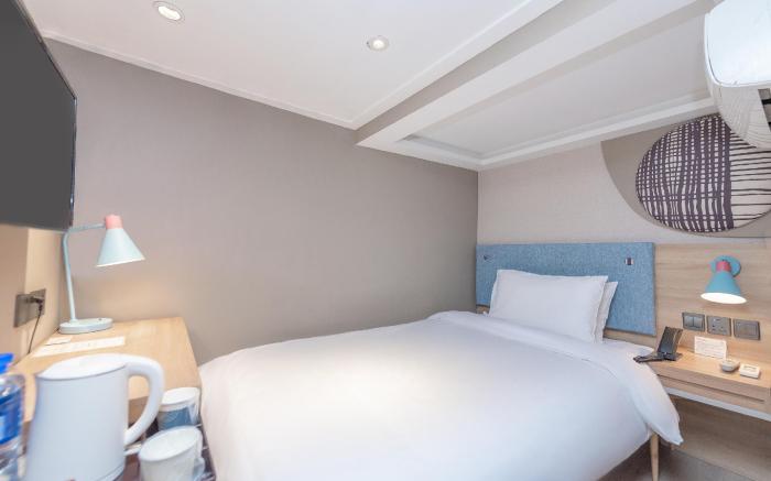 Home Inn Neo Shanghai New International Expo Center Longyang Road Metro Station