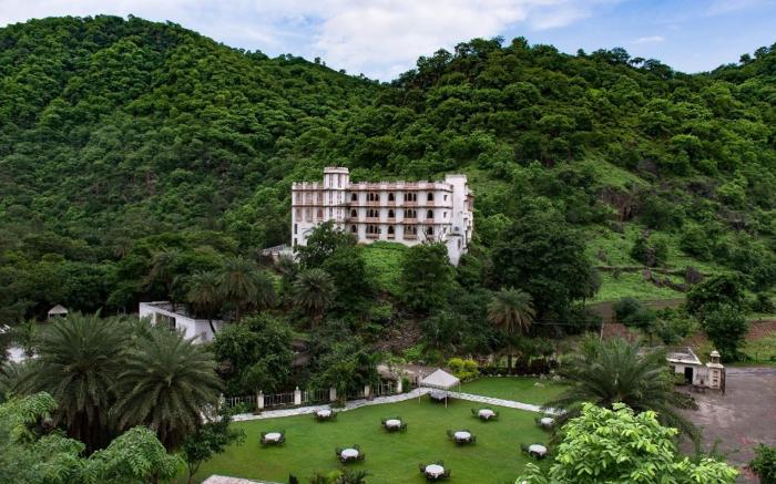 Aaram Baagh Villa Resort