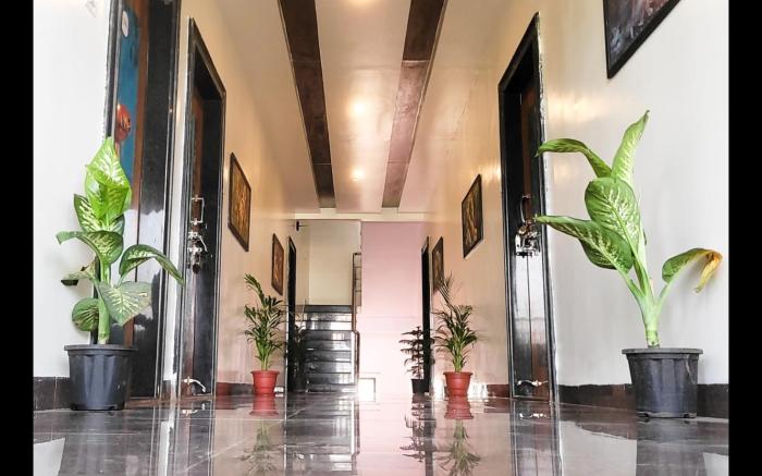 Aishwarya Lodging And Restaurant