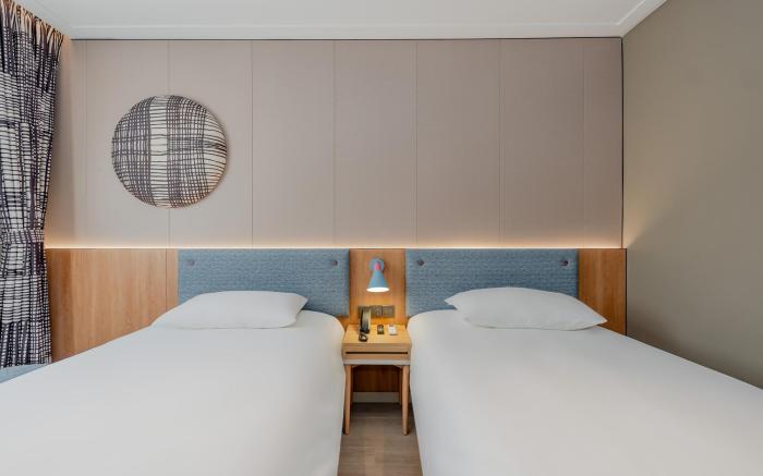 Home Inn Neo Hangzhou West Lake Southern Song Imperial Street Ding'an Road Metro Station