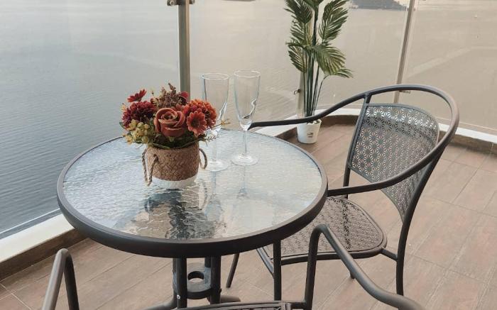 seaviews/beach4-13pax johor bahru/5mins ciq/ksl