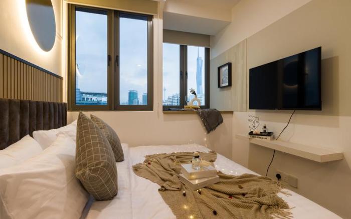 Riveria Premium Kuala Lumpur, Roam
