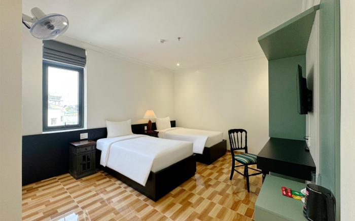 Jay Grand Dalat Hotel