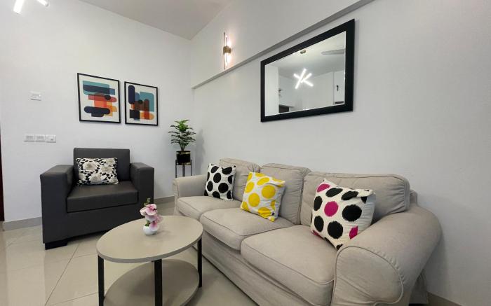 Zaha Homes:Luxe 3br,Com3-Clifton