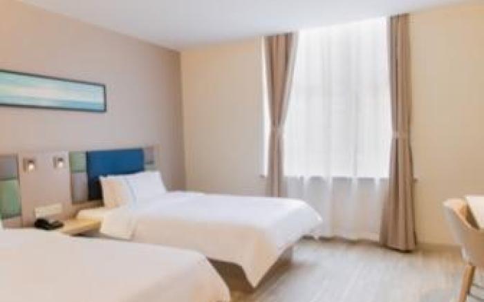 Home Inn Style Minlei Road Metro Station