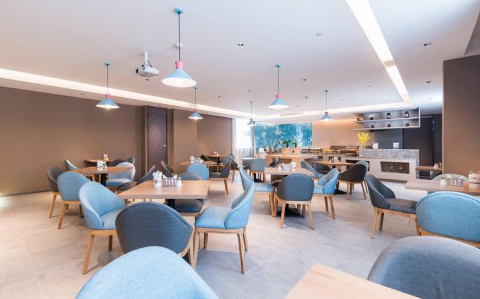 Home Inn Neo Chongqing Wanzhou Wanda Plaza