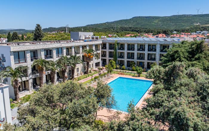Iris Hotel & Spa