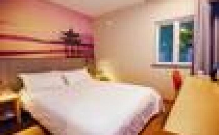 Home Inn Neo Hangzhou West Lake Lakeside Broken Bridge Scenic Area Baochu Road