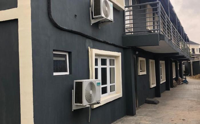 Gachiba Hotel & Suites