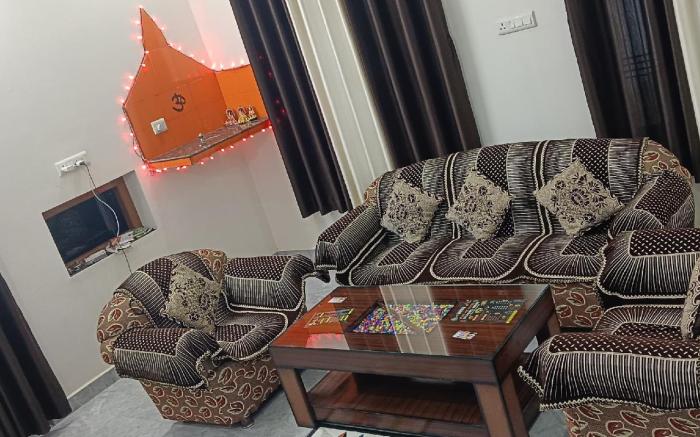 Hariom Homestay By GRB
