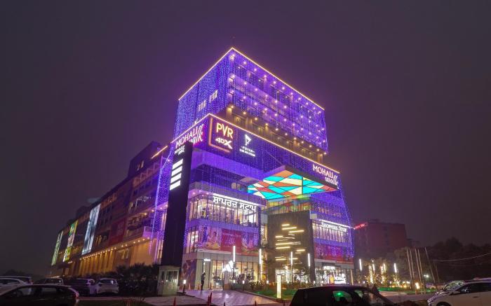 Saltstayz Premier - Mohali Chandigarh