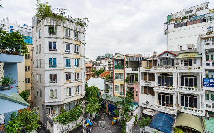 V Living Nguyen Binh Khiem