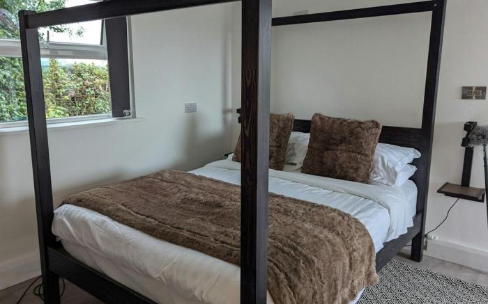 The Lodge at Willowbank