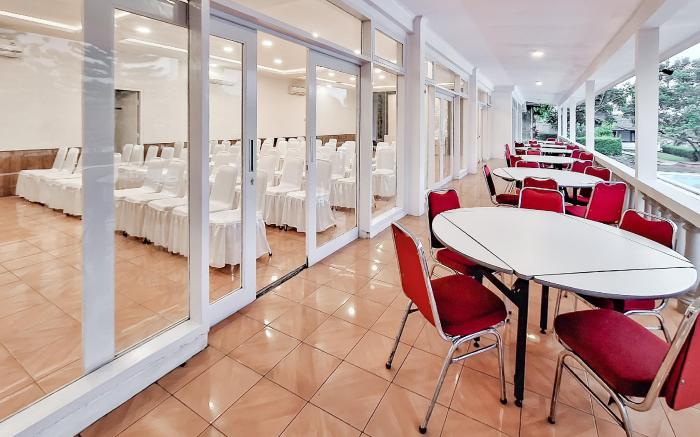 Urbanview Hotel Tridaya Cisarua Puncak