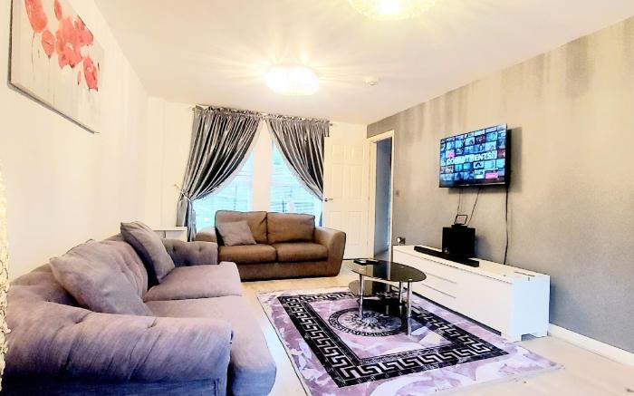 Sunderland Villa Luxuria 3 bedroom 3 Toilets Detached House
