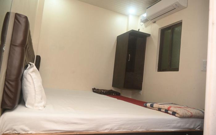 Jai Radhe Krishan Residency 