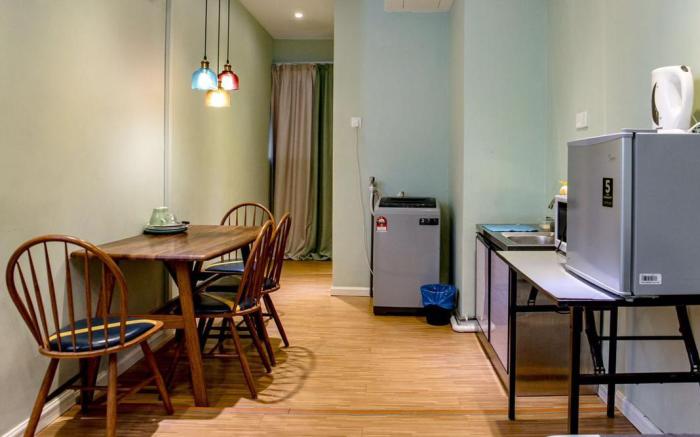 Cozy Unit 1521 near Times Square/Pavilion/Alor Str