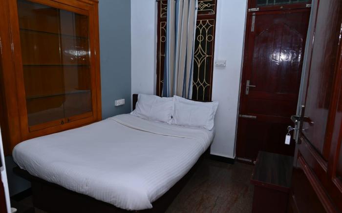 Prakash Residence- White Town