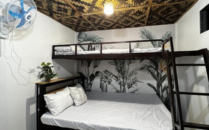 Whole place (2 Casas) in Zambales  Beach 25-30 pax